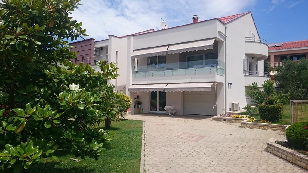 Apartment Apartmani Ukalovic Zadar